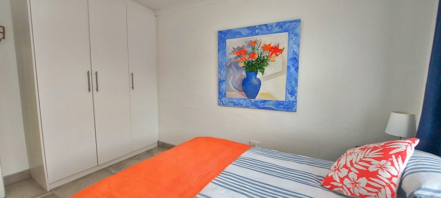 4 Bedroom Property for Sale in Struisbaai Western Cape